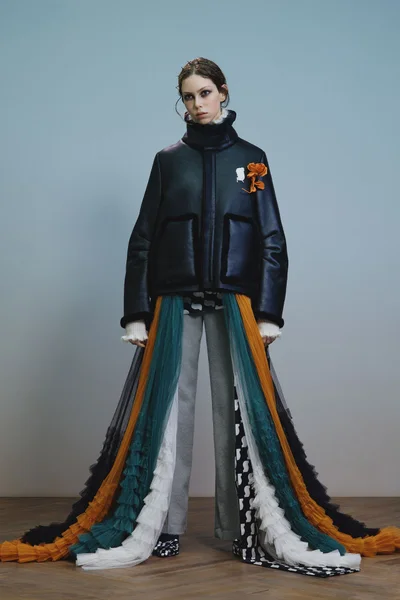 Look 38